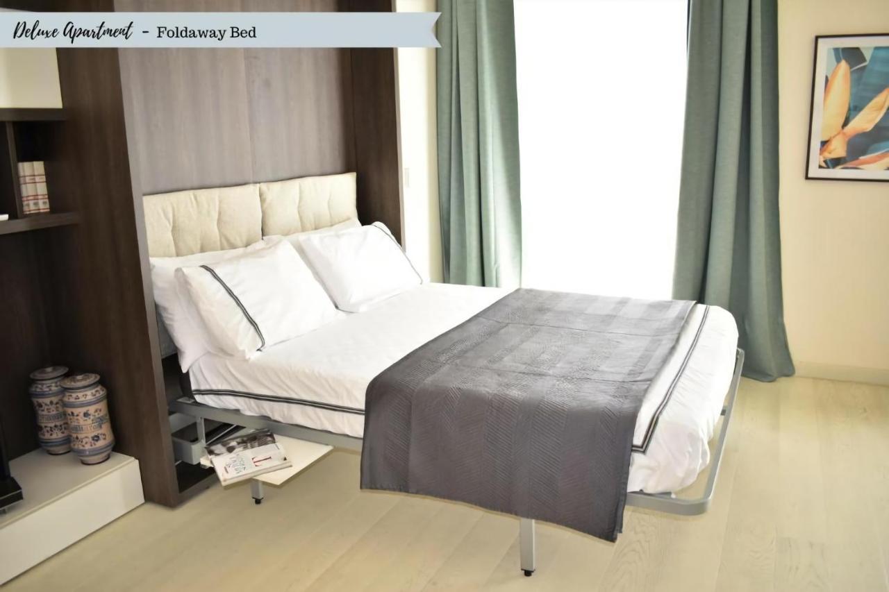 Front Beach Apartments Viareggio Luaran gambar
